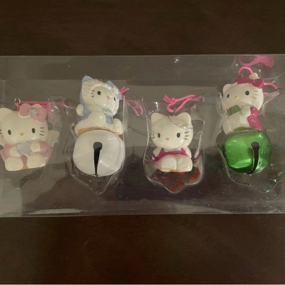 Sanrio Hello Kitty Ornament Set